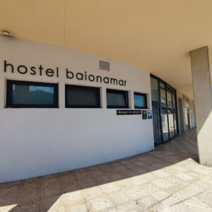 Hostel Baionamar