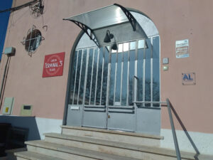 Lisbon Hostel Terminal 3