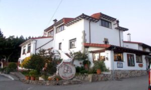 Albergue La Cabaña del Abuelo Peuto