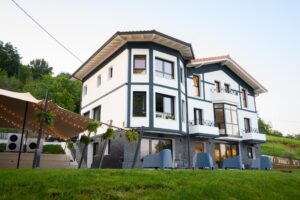 Hotel Neguetxea